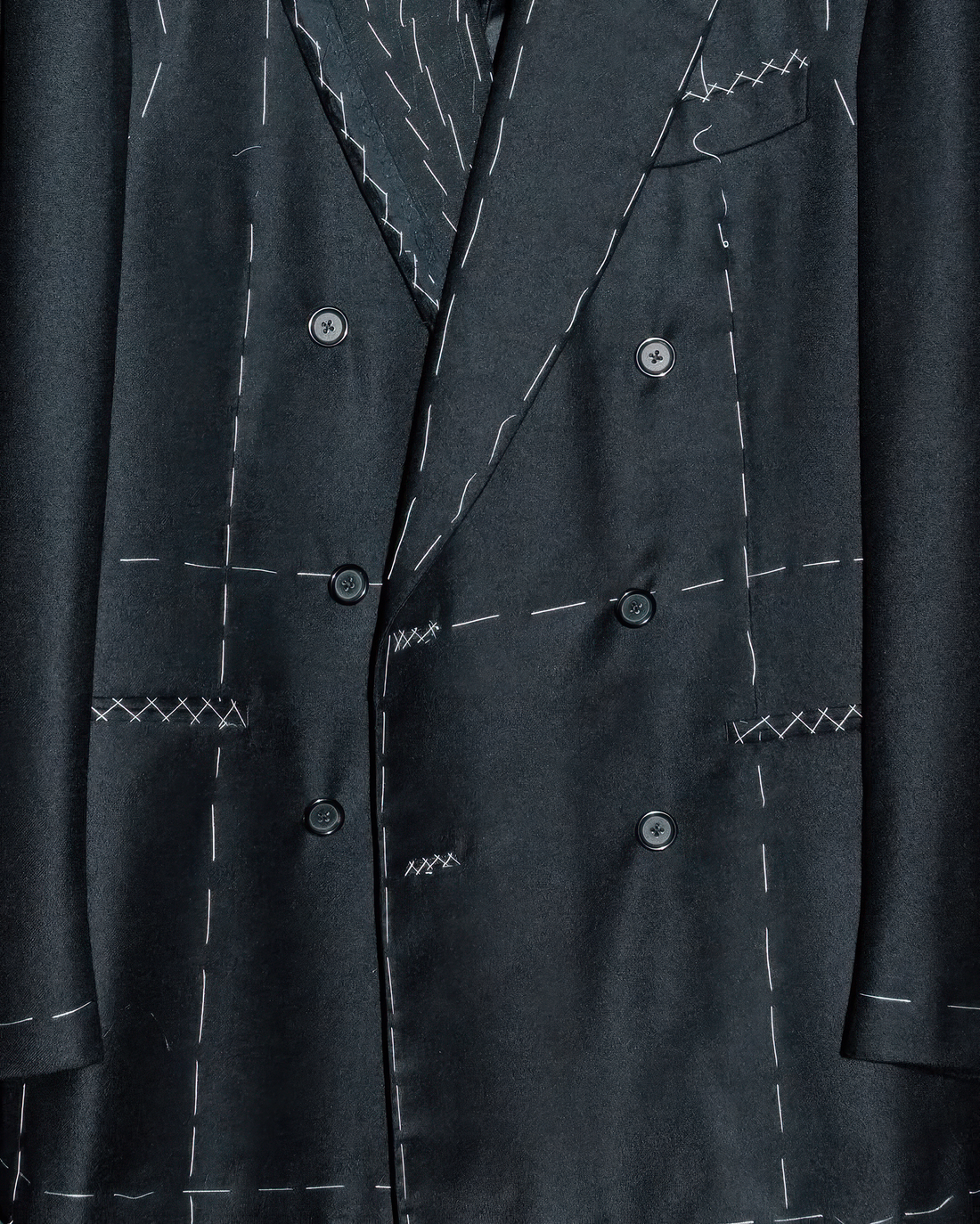 Made-to-Measure vs. Bespoke: Understanding the Difference